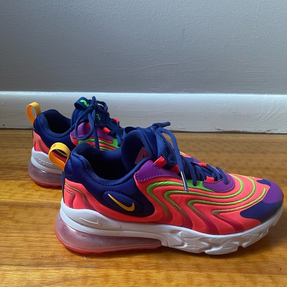 Nike Air Max • 270 React ENG • Raspberry Ripple - Picture 3 of 5